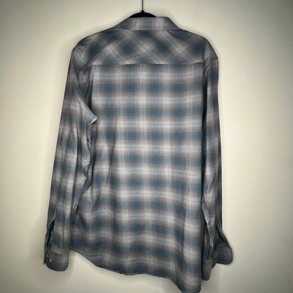 Travis Mathew Plaid Button Down Shirt Size XL - Picture 5 of 7